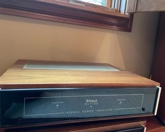$940 USD       McIntosh MC7100 Stereo Power Amplifier RS157-25       Description: Serial No. GB1264.  100 Stereo Power Amp.
Condition: Good working condition
Local pick up Bethesda, MD.  Located on the main floor.  Contact us for shipper suggestions.       https://goodbyhello.com/products/mcintosh-mc7100-stereo-power-amplifier-rs157-25?_pos=2&_sid=227cdf396&_ss=r