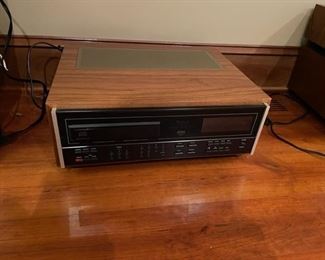 $480 USD      McIntosh MCD70008 Compact Disk Changer RS157-24       Description:  It offers the ultimate in features and performance.  You can operate the MCD 7008 as a single disc player. You can store up to six discs inside the player, as well as a seventh disc used in single disc mode. Play all the discs from start to finish automatically, play any of the discs by direct selection, select Random Play where the player will select discs and various tracks on the discs in a totally random order, select any number of tracks you wish to hear in any sequence, on any or all of the discs stored in the player, review which tracks were selected and stored in the memory, as well as the total time of the stored tracks.
Condition: Not working.  Selling for parts
Local pick up Bethesda, MD.  Located on the main floor.  Contact us for shipper suggestions.        https://goodbyhello.com/products/mcintosh-mcd70008-compact-disk-changer-rs157-24?_pos=3&_sid=227cdf396&_ss=r