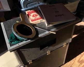 portable magic kit 