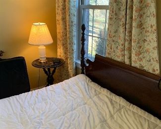 full bed, bed spreads, milk glass lamp