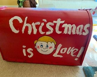 Miss Roxie's Christmas mail box