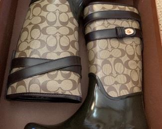 size 7 Coach boots