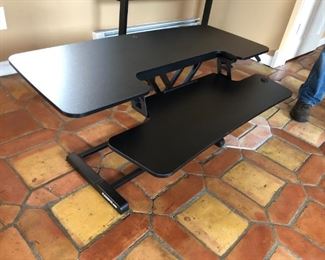 FlexiSpot Sit/Stand Desk
