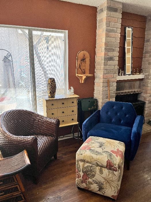 2550 OFF ANTIQUES & MORE in San Antonio, TX starts on 2/24/2023