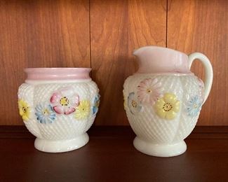 Cosmos milk glass Wildrose, Stemless Daisy pattern 