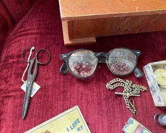 assorted small items