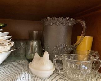 assorted kitchen items