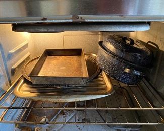 assorted kitchen items