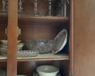 assorted kitchen items