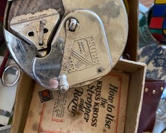 Kriss Kross Stropper and Razor