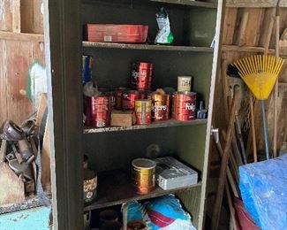 garage/barn items—will post more photos as we dig and organize