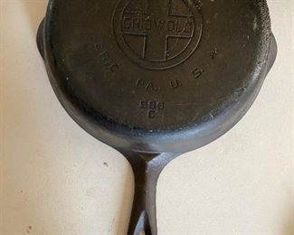 Griswold cast iron skillet