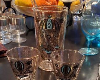 Super Cool Retro Gold Martini Set