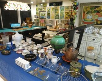 LOTS of Kitchen Stuff!!