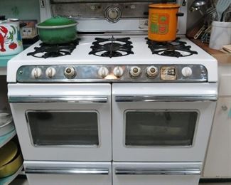 1950's O'Keefe & Merrit 6 - Burner Stove