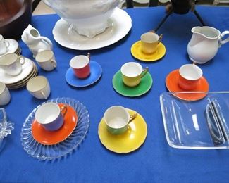 Multi-colored Vintage Tea Cup Set