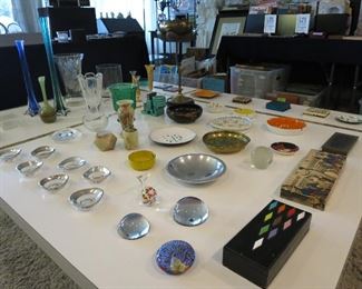 Dorothy Thorpe "Wedge" bowls; Black Lacquer w/ Diamond Enamel Box; Collection of Mid-Century Boxes, ashtrays, bowls, etc.
