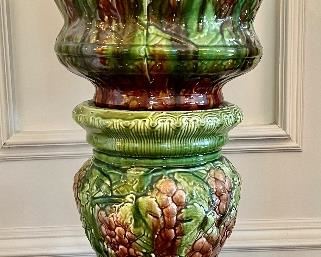Majolica Jardiniere Plant Stand 