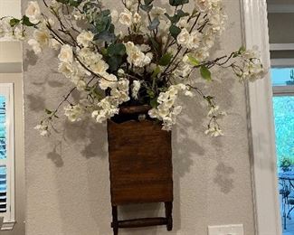 $190~ FLORAL BY DIVA