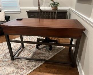 $475~ OBO~ FLAMED MAHOGANY OFFICE DESK
