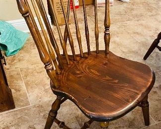 1_____$1,195 
Ethan Allen Heirloom   dining table 
60Lx48Wx30H with 
2arm chairs, 4side chairs 36H