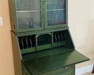 11_____$395
Green Sheraton Secretary Desk
32Wx16Dx75H