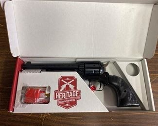 HERITAGE ROUGH RIDER .22 REVOLVER 