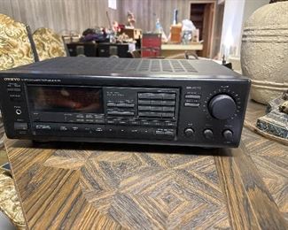 Onkyo TX-904 courts, synthesizer tuner app