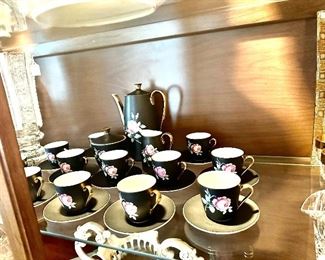 29 piece black beauty, T-Stat. Hand painted by Hutchin room, Hutschentruther of Bavaria, Germany.