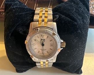 Ladies TAG Heuer 1500 200m Quartz. Used