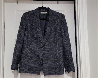 Clothing 12 Tahari Arthur S Levine size 10. Nice blazer in gently used condition.  