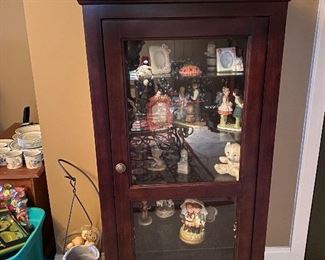 small display cabinet