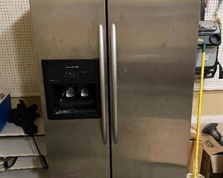 second fridge and freezer. Ice maker does not work