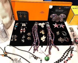 Earrings Necklaces Bracelets 