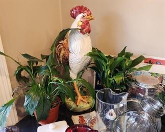 Rooster Statue