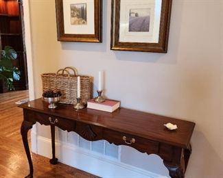 Henkel-Harris Console