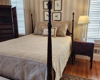 Statton Queen 4 Post Bed