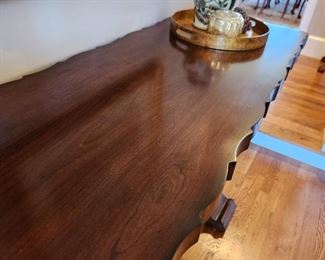 Pedestal Table with Unique Tabletop Edge