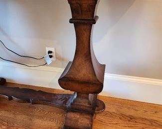 Pedestal Table with Unique Tabletop Edge