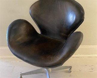 Leather butterfly desk chair