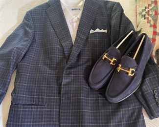 Great mens clothing - cashmere sports coats, cashmere dress coat, custom made suits, tuxedos, New with tags Ferragamo shoes, designer ties, sports clothing and more…