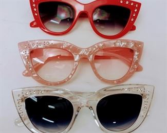 Vintage Deadstock Eyewear 
1980s -2000 Quantity Available) 

