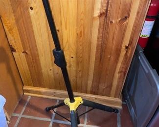 Hercules Guitar Stand!