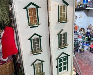 Doll House & Furniture!