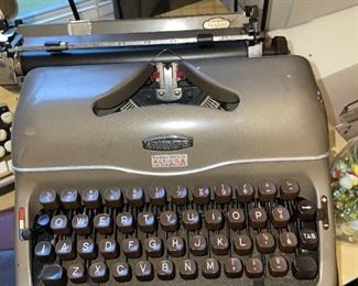 Vintage Typewriter!