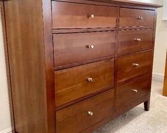 Kincaid Furniture King Bedroom Set