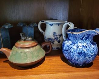 Delft, Flow Blue, Oriental teapot
