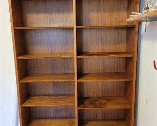 Wood bookcase