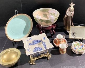 Nice Asian Oriental Porcelain Variety of Items