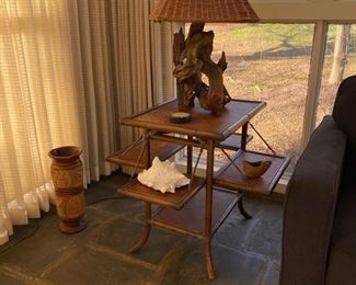 Woven rattan table - Driftwood lamp